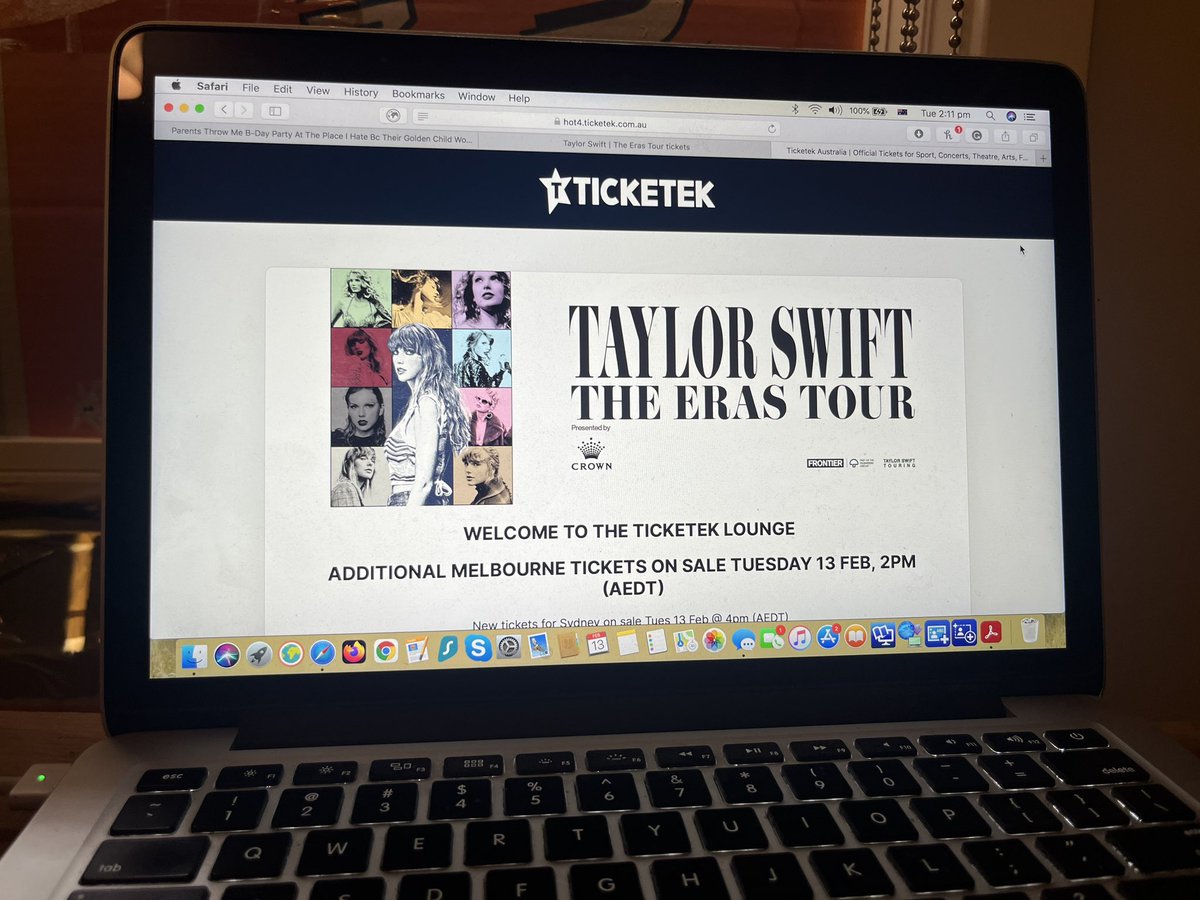 JustBreeTW's tweet photo. 🎶 All you’re ever gonna be is mean 🎶 @Ticketek_AU 

#taylorswift #TaylorSwiftErasTour #ticketek #ticketekmarketplace https://t.co/4TBVjP7JIY