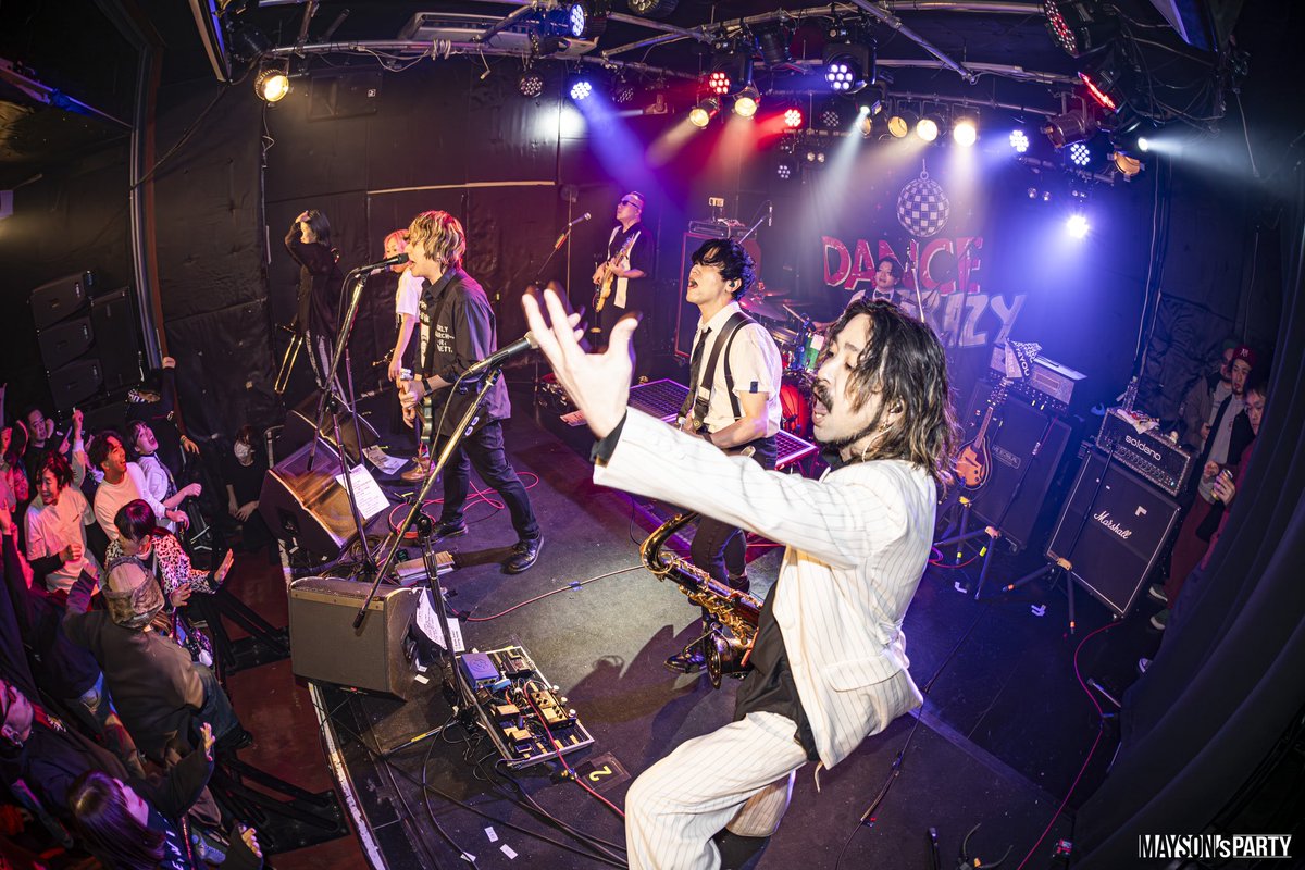 maysonsparty_jp's tweet photo. ||◤LIVE PHOTO◢||

2月12日(月祝)名古屋RAD HALL
“DANCE CRAZY SPECIAL TOUR”with FatTofu (From GUAM)

MAYSON's PARTY
SKA FREAKS
Five State Drive
FatTofu

Instagramにて他写真も公開中🕺✨
https://t.co/gLDtTrPHdI

📷by @Sugi_Yu7 

#MAYSONsPARTY https://t.co/JOxJiapOr0