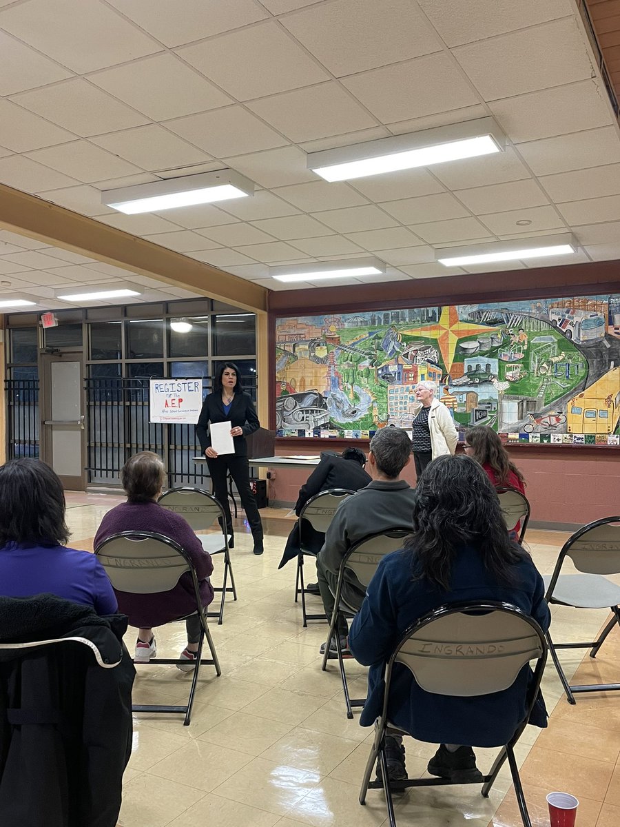 CarolforTexas's tweet photo. Enjoyed the evening w/ the folks over at Pecan Park Civic Club! Delved into ongoing train blockages affecting our community &amp; provided #txlege updates. Had the opportunity to engage alongside @AdrianGarciaHTX &amp; @JMartinez4Hou’s offices. https://t.co/rpmZFq353N
