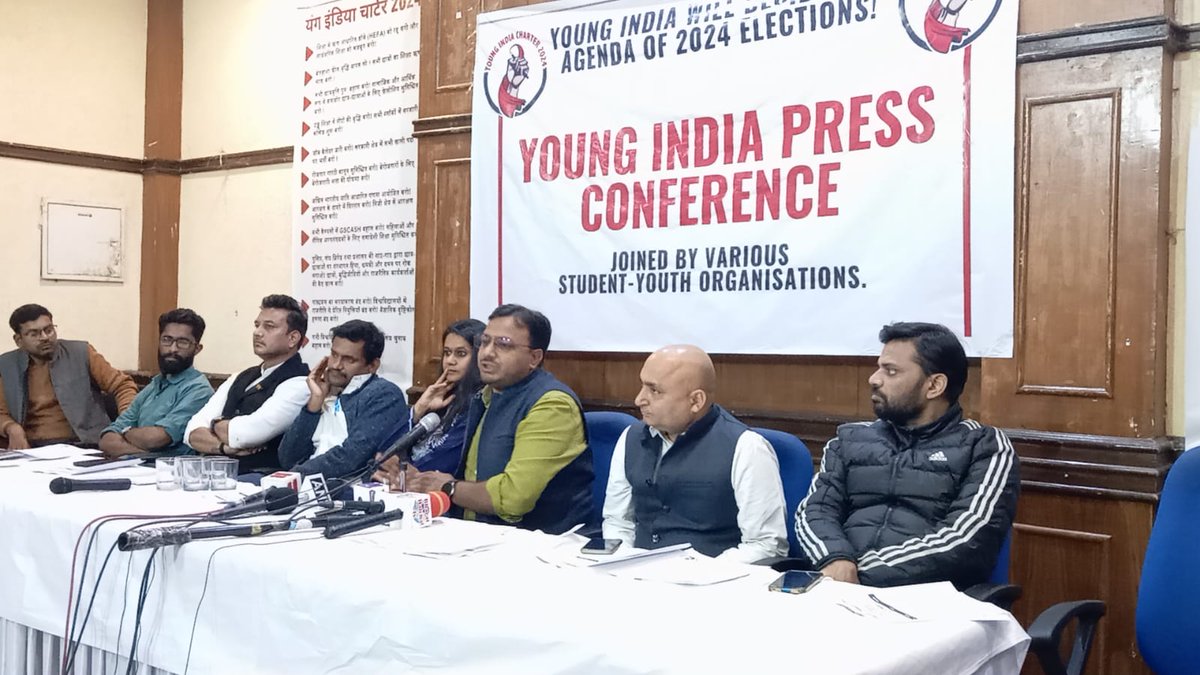 RYA_Bihar's tweet photo. 2024 चुनाव का एजेंडा - तय करेगा यंग इंडिया !

चलो दिल्ली
यंग इंडिया रैली
28 फरवरी, जंतर मंतर, दिल्ली.

जुमला नहीं जवाब दो, दस साल का हिसाब दो!

#YoungIndia https://t.co/7xA7CYFag0