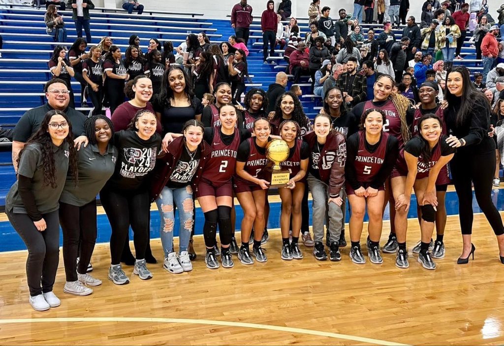 PrincetonHSGBB's tweet photo. THE LADY PANTHERS ARE BI-DISTRICT CHAMPIONS‼️🔥

These ladies fought through some adversity tonight, and pulled out the WIN! 

Round 2 is next… TBA⏳

#UnfinishedBusiness 
#PantherNation https://t.co/yGel2XRYaU