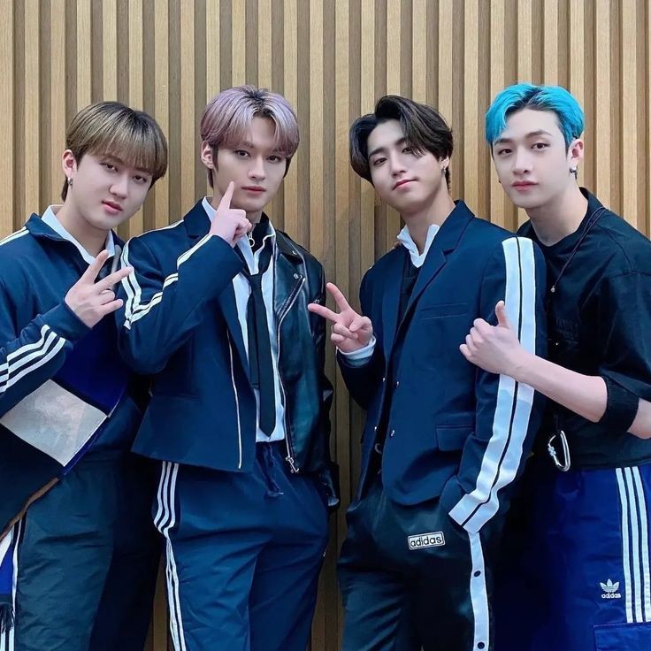 sungiecode's tweet image. Hyune's squad ou Binnie's squad