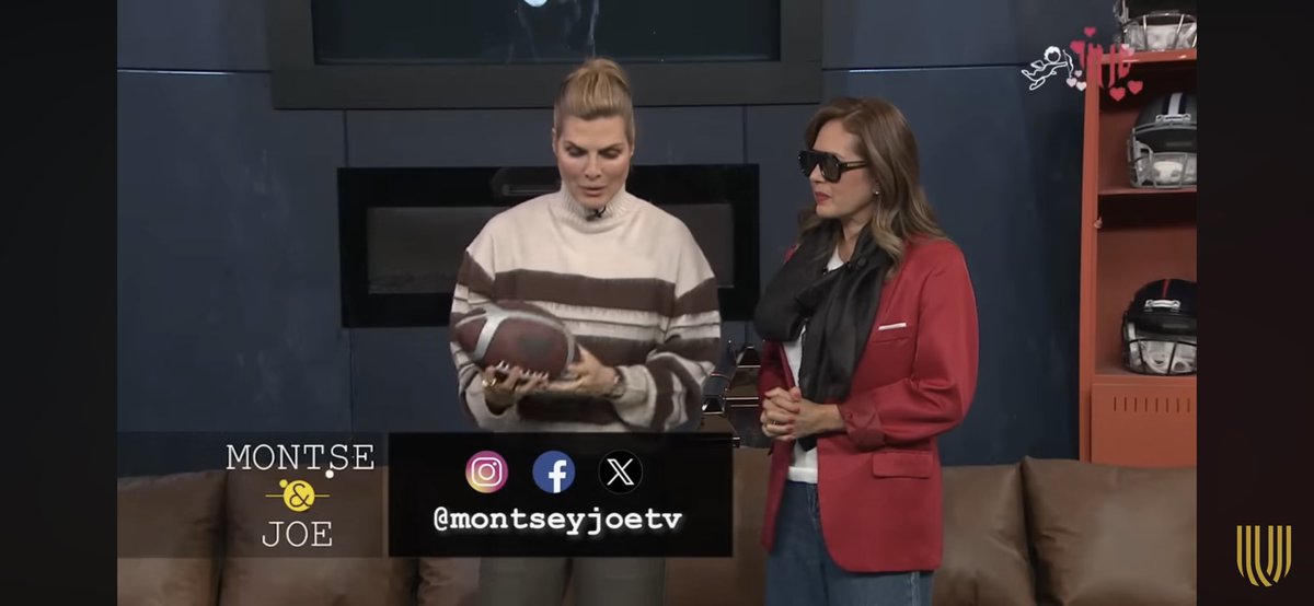 Yolanda Andrade (@yolandandrade) on Twitter photo Montserrat recordó cómo Yolanda la hizo pasar por esposa de famoso futbo... youtu.be/JsC6YlCGcg8?si… vía <a href="/YouTube/">YouTube</a>
#yolandaandrade
<a href="/Montserrat33/">Montserrat Oliver</a>
<a href="/MontseYJoe/">Montse & Joe</a> Montserrat recordó cómo Yolanda la hizo pasar por esposa de famoso futbo... youtu.be/JsC6YlCGcg8?si… vía <a href="/YouTube/">YouTube</a>
#yolandaandrade
<a href="/Montserrat33/">Montserrat Oliver</a>
<a href="/MontseYJoe/">Montse & Joe</a>