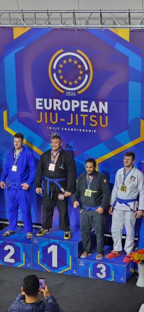 LASD Community Partnerships Bureau (@cpblasd) on Twitter photo Deputy A. Roxas has made history at the International Brazilian Jiu-Jitsu Foundation(IBJJF) European Championships in Paris, France! Winning 3 out of 3 matches in the Ultra heavyweight blue belt division, Roxas secured #1 IBJJF ultra heavyweight! Congratulations!
<a href="/LASDHQ/">LA County Sheriffs</a> Deputy A. Roxas has made history at the International Brazilian Jiu-Jitsu Foundation(IBJJF) European Championships in Paris, France! Winning 3 out of 3 matches in the Ultra heavyweight blue belt division, Roxas secured #1 IBJJF ultra heavyweight! Congratulations!
<a href="/LASDHQ/">LA County Sheriffs</a>