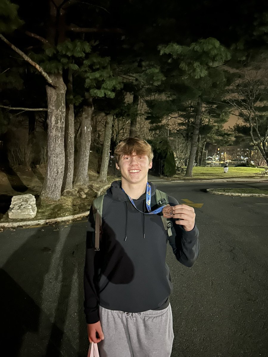 Had a great time today at the Section 1 Class AA Championship. Excited to say I placed 3rd in the high jump! <a href="/mhsvarsitysport/">The Jungle</a> <a href="/defWINchips/">David Smith</a>