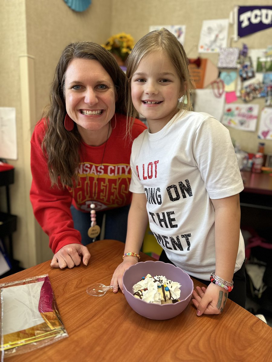 McClure1st's tweet photo. We had our Ice Cream &amp; Board games auction day after school with these cuties! We played lots of games, danced to some music, and enjoyed some delicious ice cream!  We had a wonderful time! 🍦 #mccluremarshals #mcclure2324 https://t.co/mD7FIRrErH