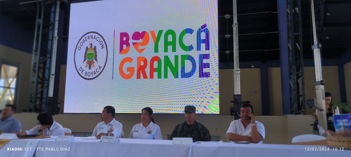 Ejercito_Div5's tweet photo. #PrimeraBrigada con Batallón de Infantería N° 1 General Simón Bolívar  apoyo en San Eduardo 
#Boyacá  @GobBoyaca @CarlosAmayaR en la construcción del plan de desarrollo en el municipio de San Eduardo #Boyacá y  enfocar esfuerzos en pro de la población 

#PatriaHonorLealtad https://t.co/B79PW21wiA