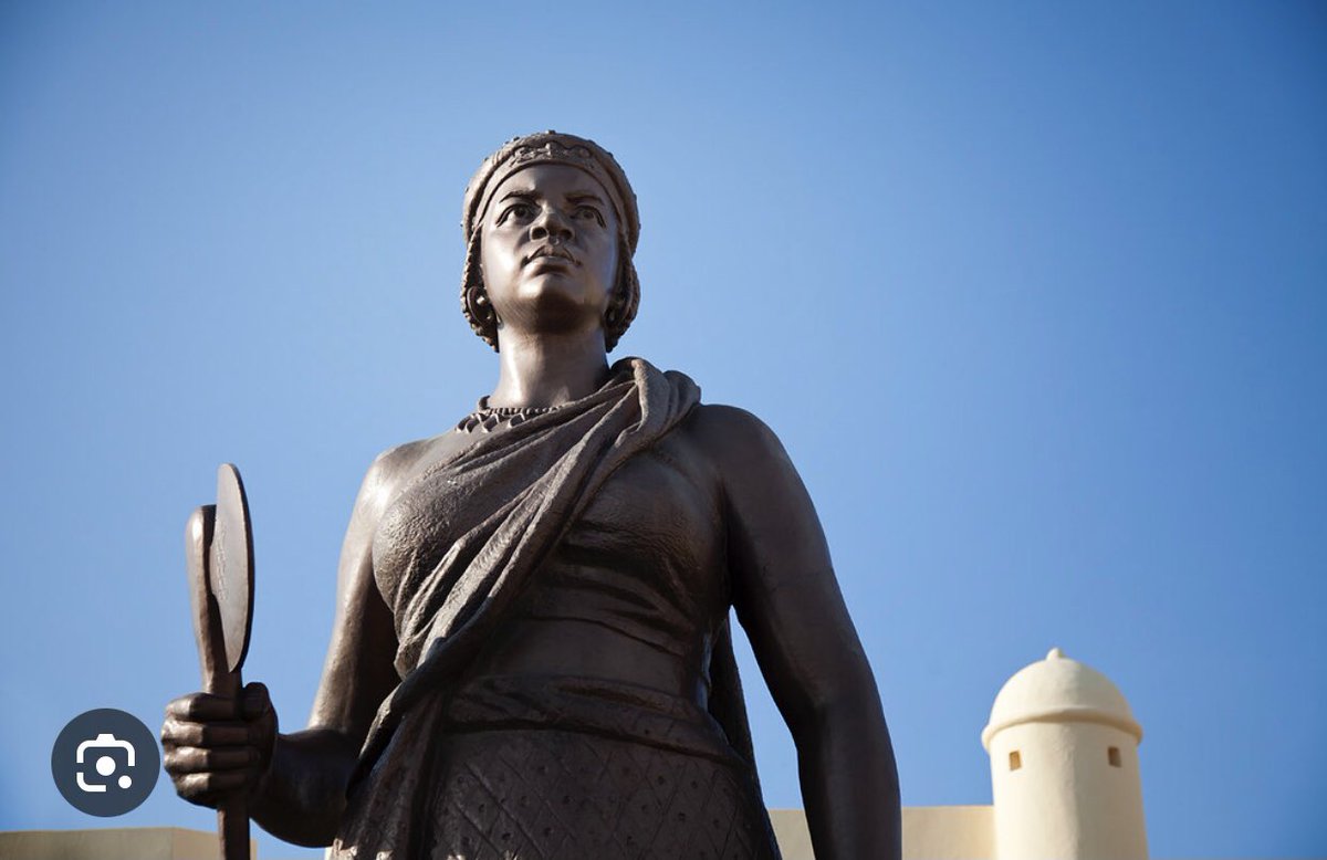 MuzembeGabriel's tweet photo. Toda mulher angolana herdou um pouquinho das qualidades dessa guerreira, batalhadora mulher.

Rainha Ginga https://t.co/sxmqCK8JyQ