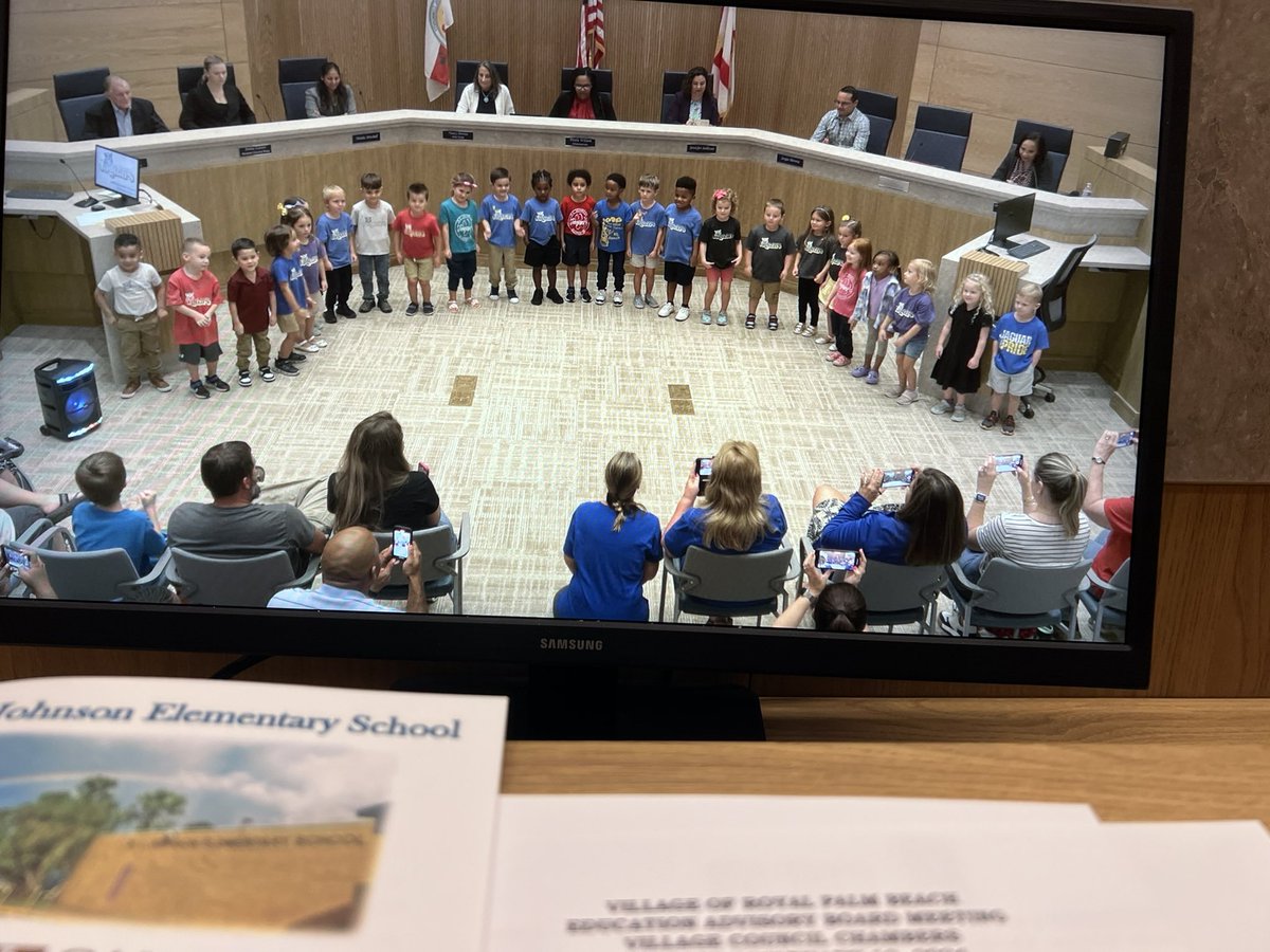 Tonight’s <a href="/_RoyalPalmBeach/">Royal Palm Beach</a> Education Advisory Meeting started off strong with an energetic performance by <a href="/HLJJaguars/">HL Johnson Elementary School</a> VPK students. #WeAreTheJaguars