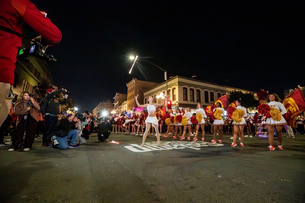 holidaybowl tweet picture