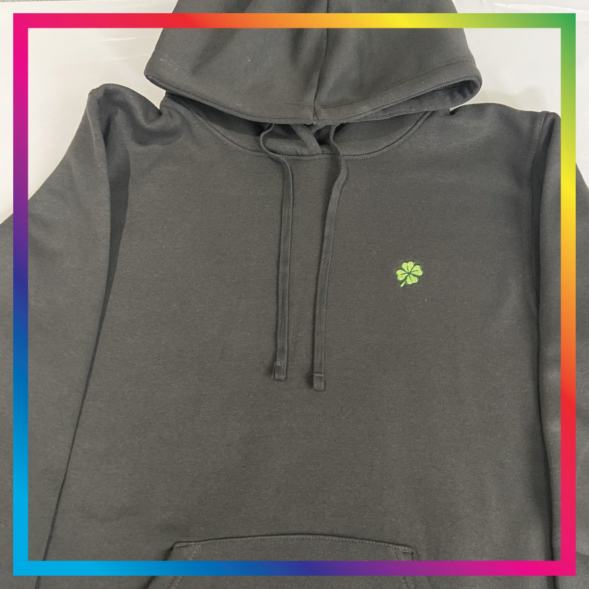LogoZest's tweet photo. 🍀 TOP OF THE MORNING! 🍀

Personalised products printed, embroidered and engraved by @logozest 

Order your St Patrick's Day hoodies and more today 😊

#StPatricksDay #Ireland #FourLeafClover #Hoodie #Embroidery https://t.co/tTCOOQseMA