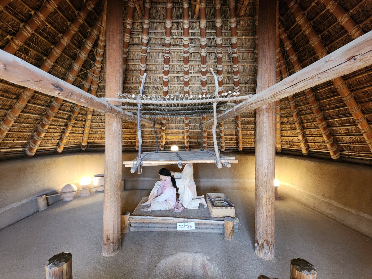 ErenTurkostylez's tweet photo. #Japan Log day 13 Yoshinogari Historical park, recreation of a town from at latest 300AD which sits on an actual Archaeological site #History https://t.co/BhdvKbROaU