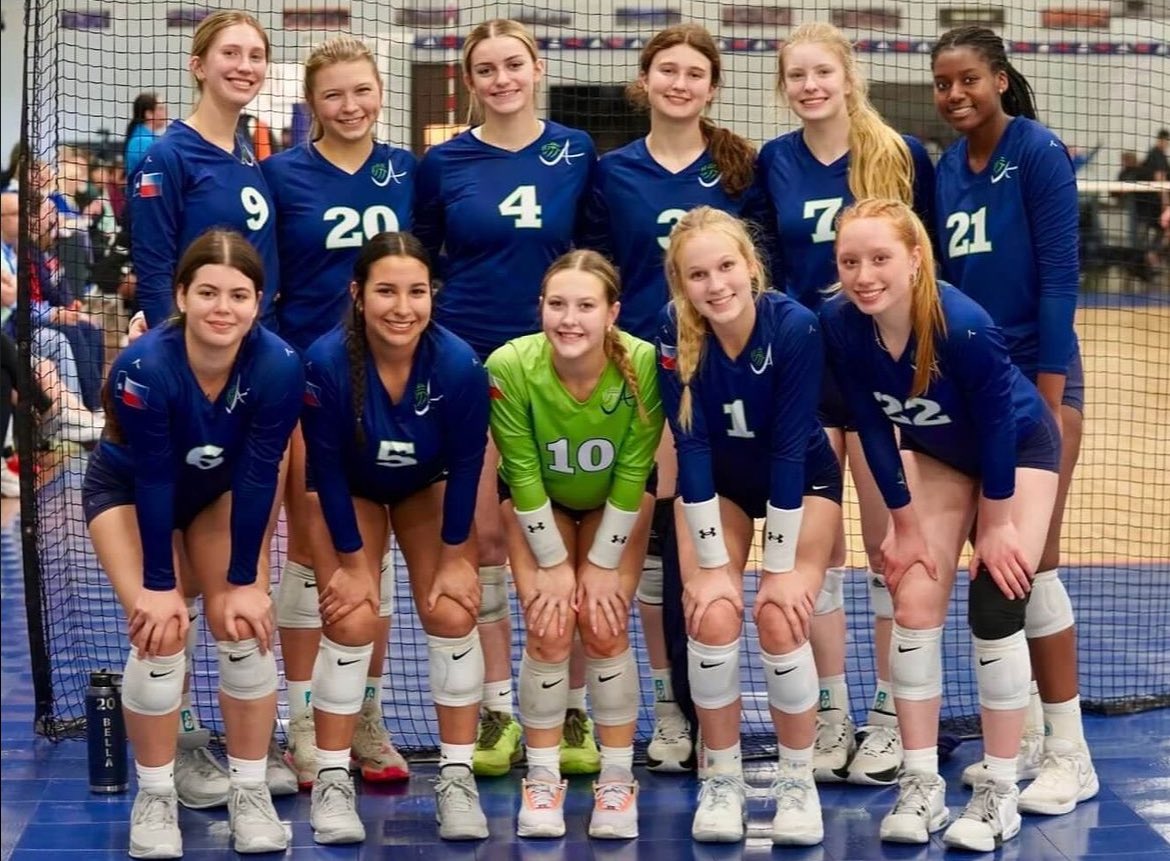 Great way to finish the weekend off at Houston!! Came in ranked 19th at Tour of Texas and finished in 5th place! But that’s not where we’re stopping, only progressing from here!!! Let’s go <a href="/arete_athletics/">Areté Athletics</a> #STP 

<a href="/VBallrecruiter/">Kara Hill</a> <a href="/CoachSamWol23/">Sam Wolinski</a> <a href="/vballphil/">Christine Phillips</a> <a href="/Jennabanz/">Jenna Banz</a>