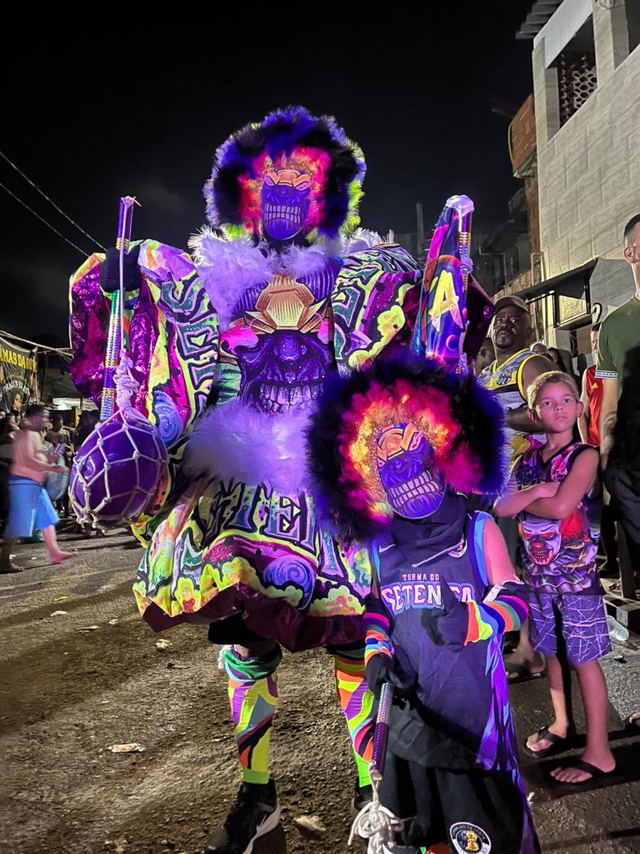 turmado70's tweet photo. Tem troco pra 70? 🎇🎇🎇🎇🎭 https://t.co/OlnDlA9tQ8