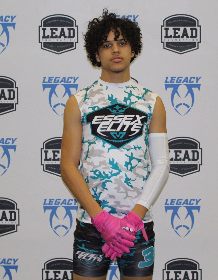 Legacy Statewide 7v7 League 
HS Week 2 MVPs⭐

Essex Elite Black
Off: Connor Thompson - RB - Villanova (CA) - 2025
Def: Kaylo Elliott - DB - Herman (CA) - 2025

<a href="/Legacy_Recruit/">Legacy Recruiting</a> <a href="/EElite7v7/">EssexElite7v7</a> @kayloellito

#legacy #jointhemovement