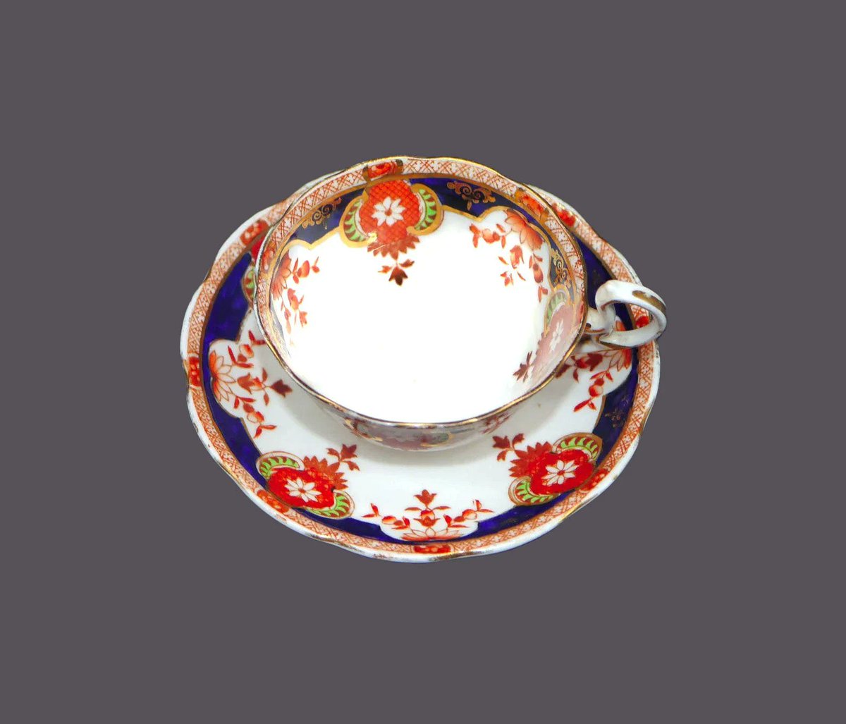 G97816960Girl's tweet photo. Antique Royal Albert Crown China 5294 hand-decorated cup and saucer set. Bone china made in England. https://t.co/yEjVudbvsv via @Etsy #BuyfromGroovy #antiqueshop #tableware #teatime #teaset #antiquedishes #antiqueteaset #RoyalAlbert #CrownChinaCo #RoyalAlbert5294 #teaparty #hightea #EtsySellers