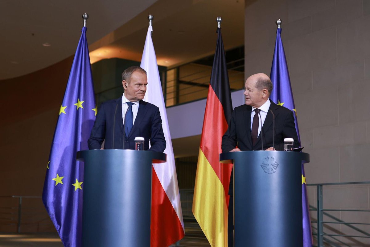Donald Tusk tweet media