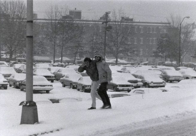 IanSteeleWMUR's tweet image. 2/11/78. #20 Providence v. #7 North Carolina

Days after the blizzard of '78, every street in Providence was closed to cars

Friar fans walked through the snow to the Civic Center, now the AMP, &amp;amp; watched PC upset UNC  

📸Providence-dot-edu  

Devin Carter says: run it back #PCBB