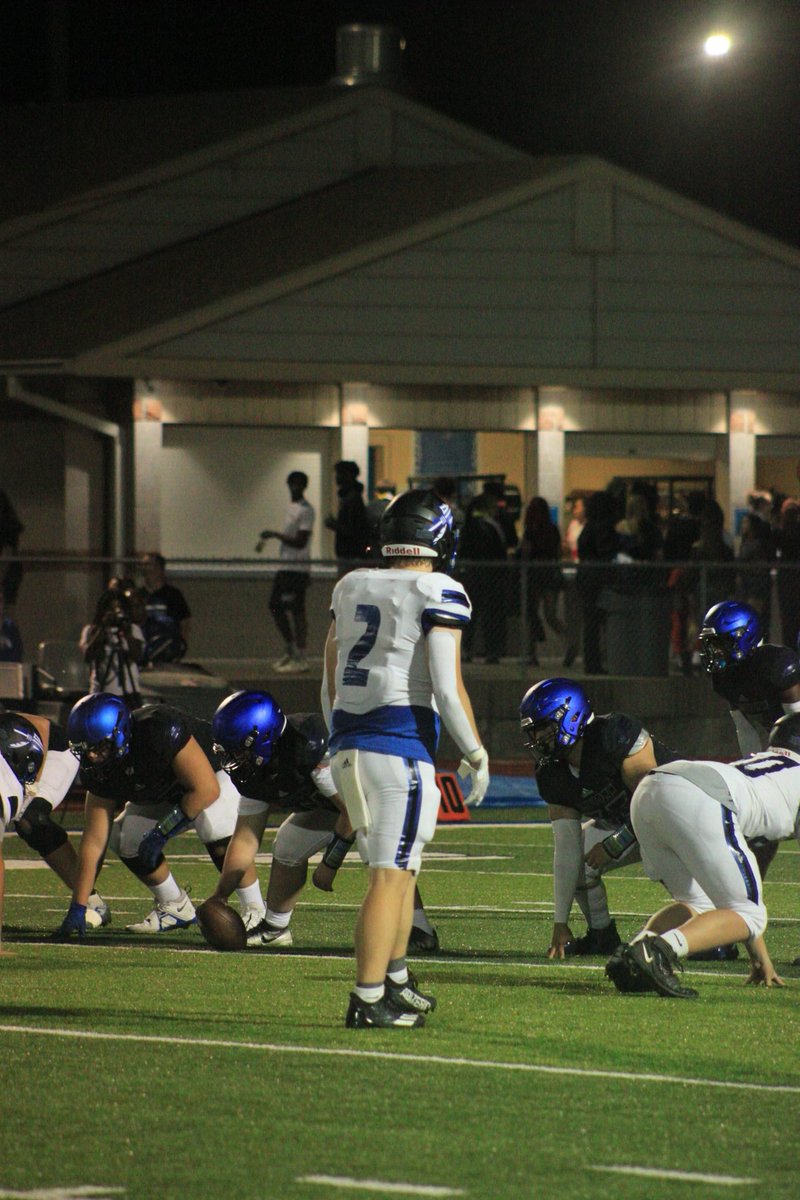 After an amazing conversation with Coach Dickinson I’m extremely blessed to receive  an offer from  Buena Vista!! <a href="/Coach_Dickinson/">Austin Dickinson</a> <a href="/CoachTrot/">Regi Trotter</a> <a href="/CoachSFarrell/">Coach Farrell</a>