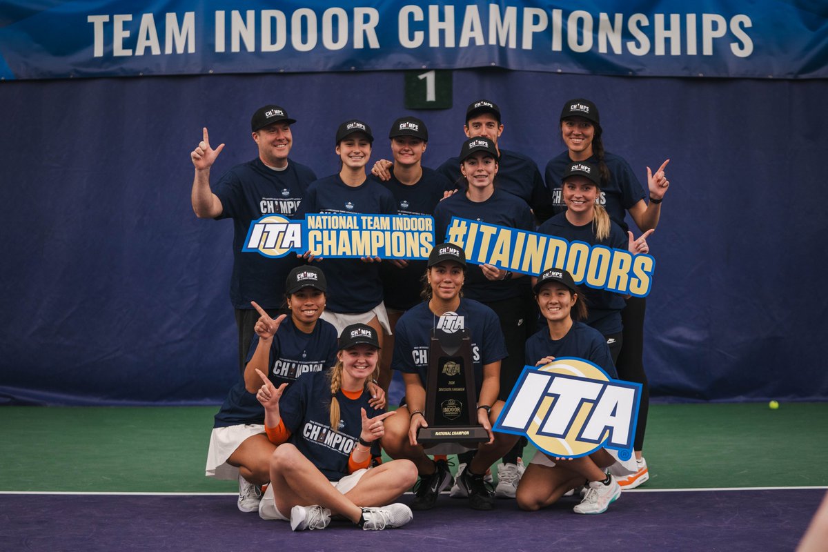 Those Championship Moments 🏆

#WeAreCollegeTennis | #ITAIndoors