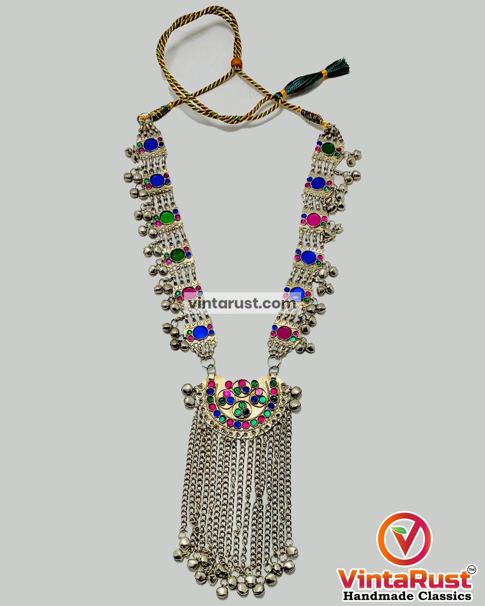 vintarust's tweet image. Vintage Silver Tribal Pendant Necklace.

Shop Now:
buff.ly/3uyU2P6

#vintagesilver #tribaljewelry #handcraftedwithlove #ethicalfashion #uniquependant #longbells #worldvibes #wanderlustspirit #bohovibes #statementnecklace #jewelrylover #jewelrygram #instajewelry #jewelry