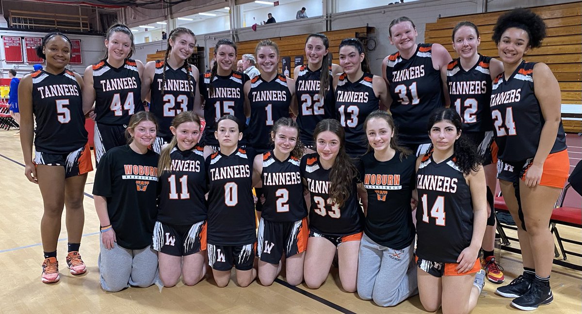 dtcsports's tweet photo. Woburn girls complete 3rd straight undefeated Middlesex League basketball season with a 49-39 win at Reading. Streak is now 51 straight. https://t.co/3bg4M09x8l