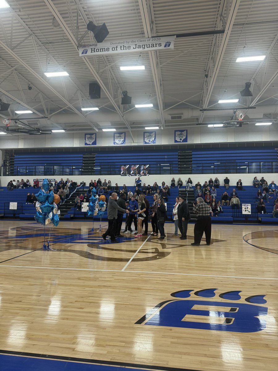 BradleyHS's tweet photo. Congrats to our 3 Seniors of @BradleyGBK  Thank you! #BCLAW https://t.co/qCb9emKgke