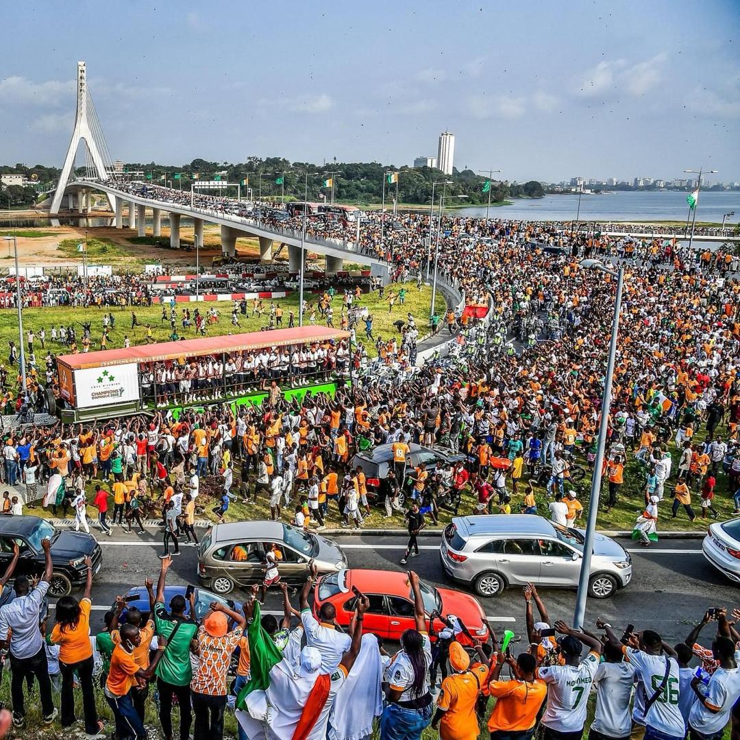 engpedrorogerio's tweet photo. Festa do título!
Championne d'Afrique! Trois Étoiles!
#CAN2023 https://t.co/gDecPyqxiW