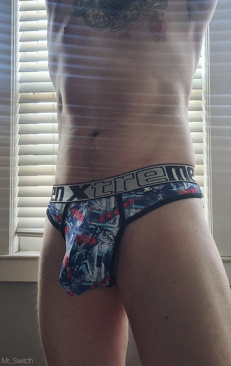 xXMr_SwitchXx's tweet photo. Super flattering 😁
#manthong #bubblebutt #thongbulge #thongfetish https://t.co/fhTAhBeUpG