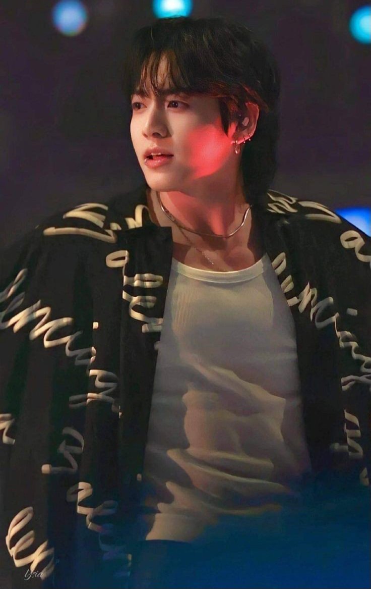 heartforJJK's tweet photo. 정국시 ♡ https://t.co/WOaZYxagw6
