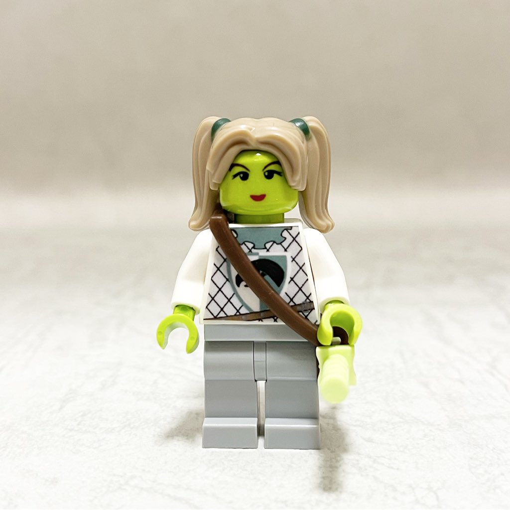 fig_Lab's tweet photo. No.0532
Name:ソーラ
Race:グリーンマン/女
Country:闇夜ノ国セレナーデ
Job:騎士
Arms:緑刀「そらまめ」
Favoritefoods:スムージー
Dislike:肉類
*カスタムヘッド*
https://t.co/xxoWfAydbe
#minifigworld #フィグラボ #ミニフィグ研究所 #minifiglab #figlab #LEGO #レゴ https://t.co/sL9ON3DJlz