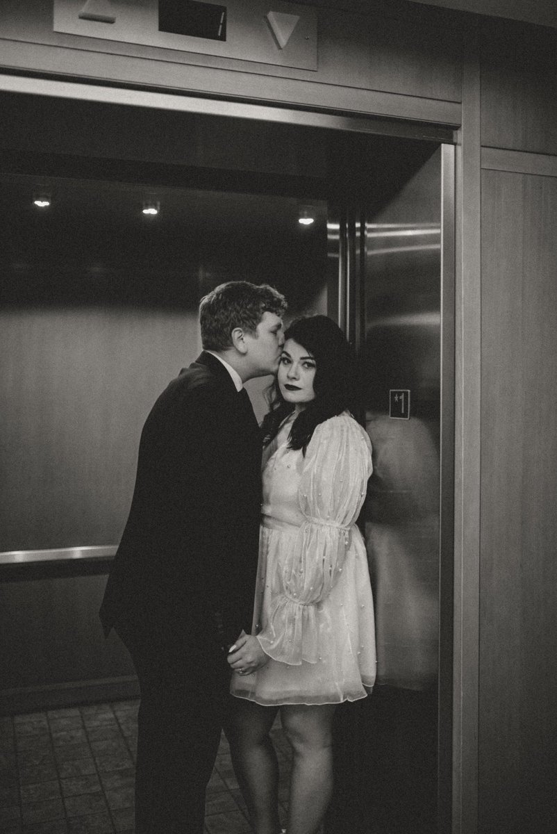 wowimjen's tweet photo. i only use twitter to post about big life events now 

Anyway, here are some engagement pictures of me and my future husband 🫶🏻 https://t.co/QEix7EA0pU