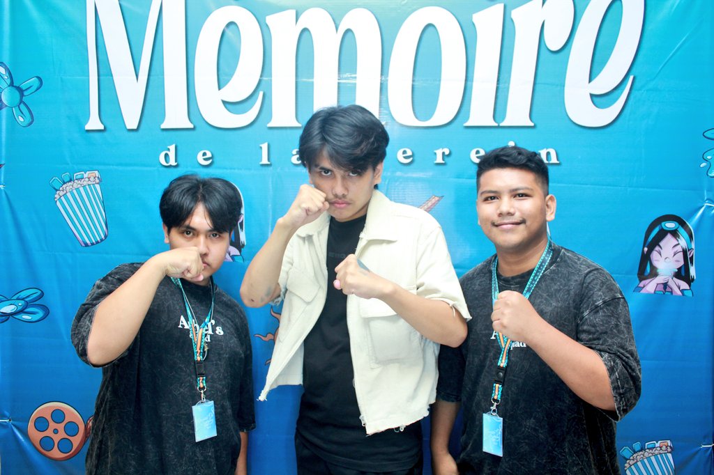 ashelasa's tweet photo. Terimakasih sudah di beri kesempatan untuk membantu rangkaian terakhir ini,seneng bisa kenal orang² hebat di dalam sini dan mungkin ga bisa di temuin di luar sana. Jadi Terimakasih atas kesempatan nya #ASHELesai #Ashelasa https://t.co/qtBzKxAZtw