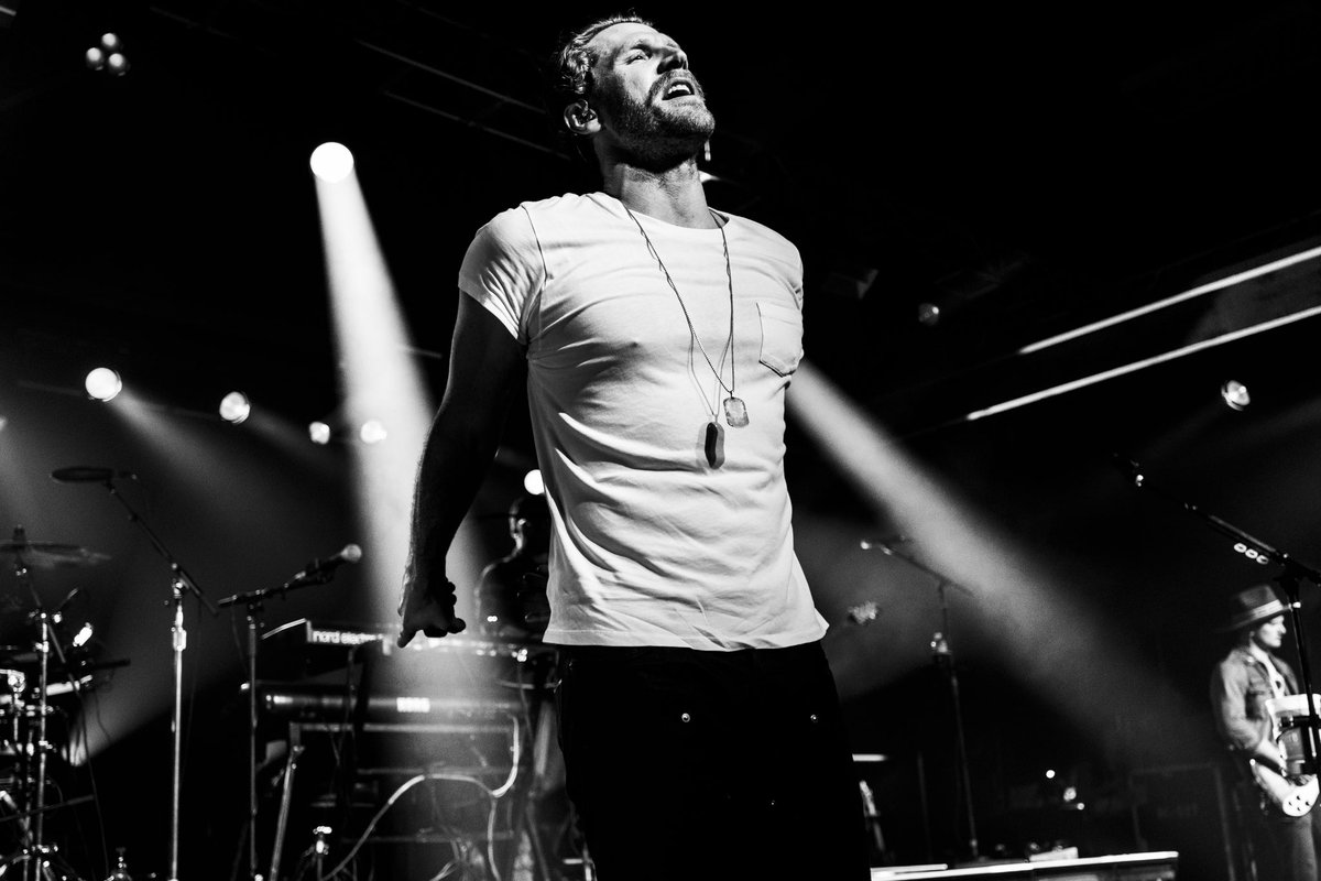 Killer time in Seattle, the connection we're feeling playing a lot of these new songs is something | feel like we've been missing for a while, thankful to everybody for loving this new music. Vancouver see y'all tomorrow. Been a while since l've toured Canada, fired up to play