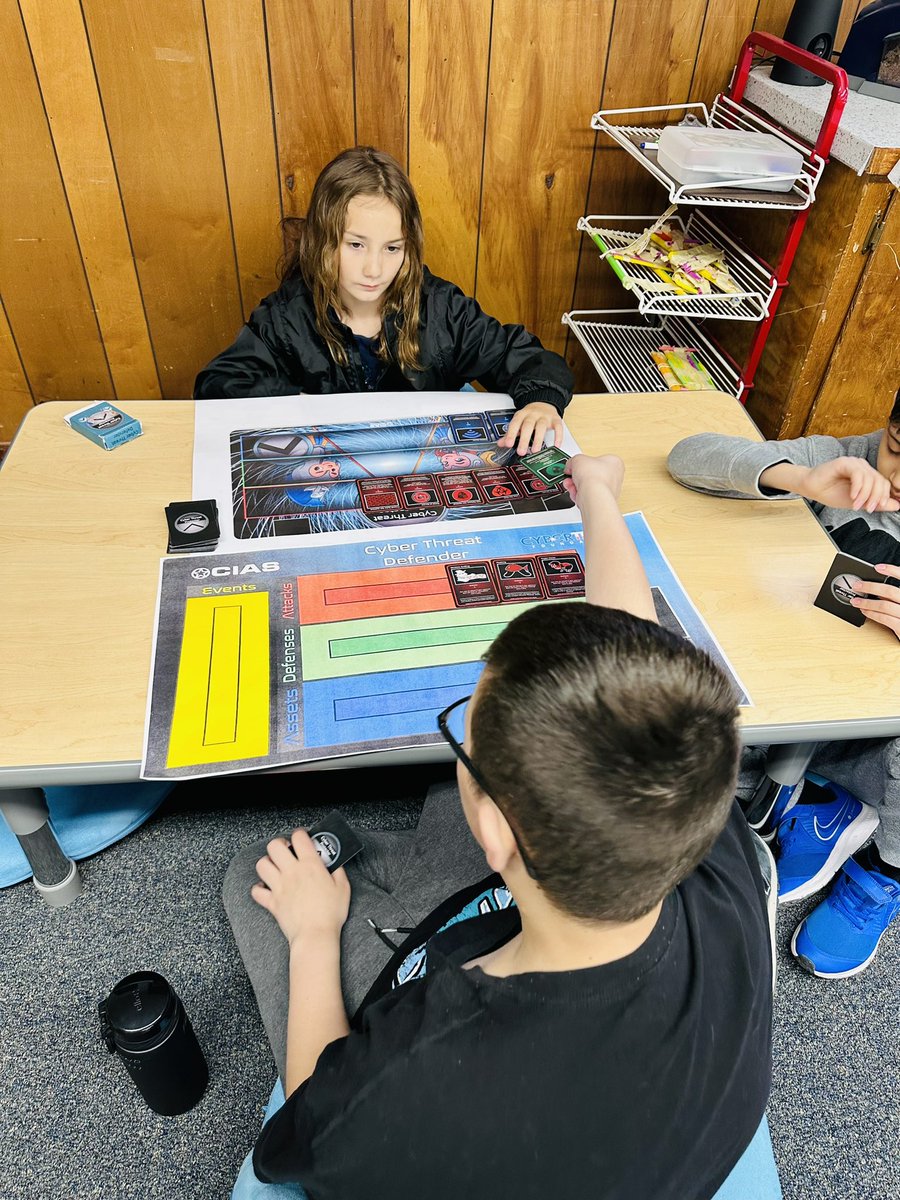 B. Liggy tweet media