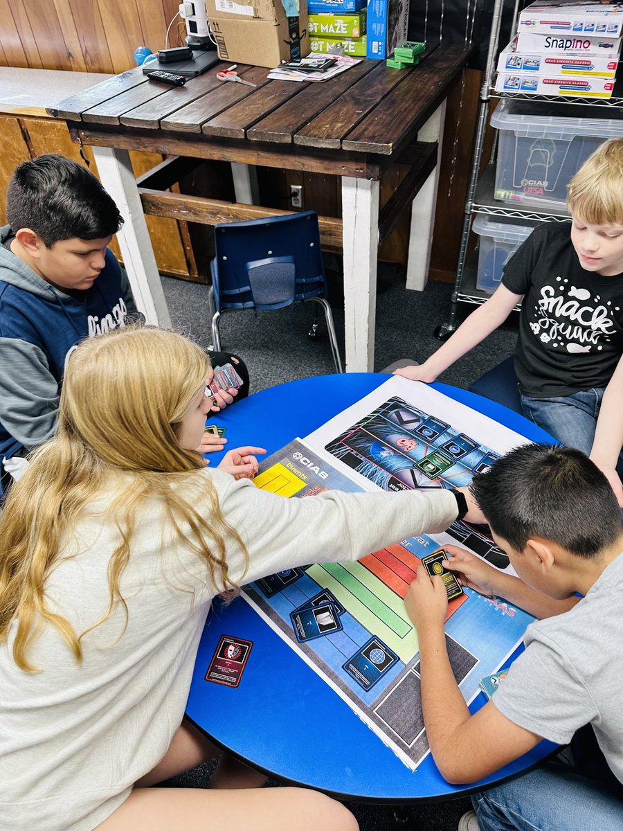 B. Liggy tweet media