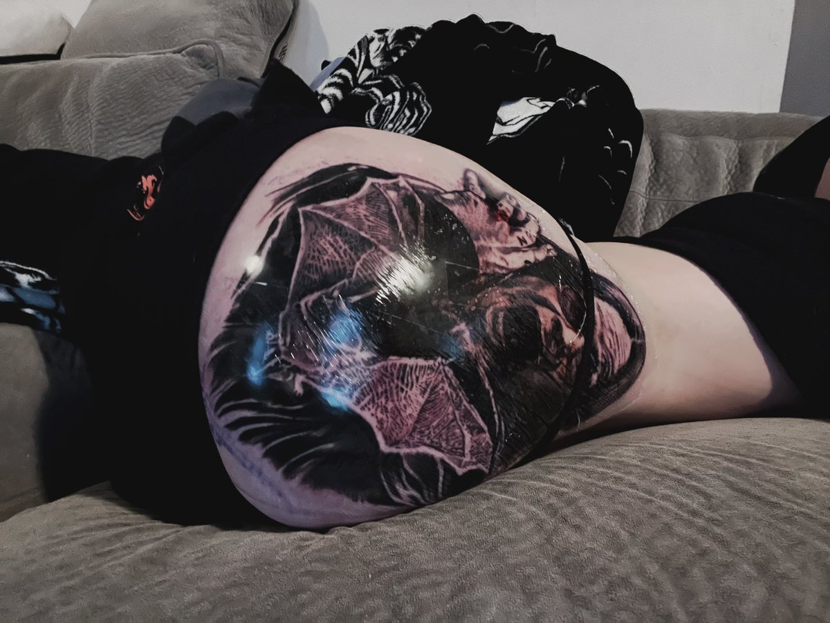 Fresh booty tat 

I don’t wanna go anywhere tomorrow so if you wanna a buy me lunch/dinner you totally can 😘

wishtender.com/LynLobotomy or my cashapp is $lobotomy13 🤍