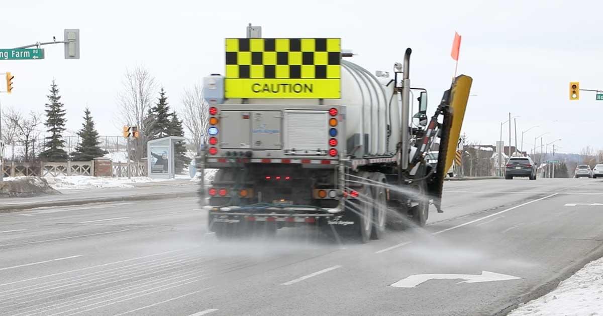 alanhomarkham's tweet photo. When road temperatures are at or below dew point, frost can form on untreated road surfaces creating slippery conditions. York Region maintenance staff spray roads with brine. This prevents ice from bonding with the asphalt surface. #LeaveSpace #onYRRoads https://t.co/F8dNGRfryG https://t.co/BBhIdRHGer