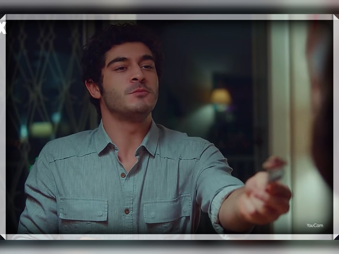 faty027's tweet photo. Görünüşe göre Barış ve Kenan partnerlerini nasıl şımartacaklarını biliyorlar 😏🍕🍝❤️...
#BurakDeniz
#BizimHikaye
#BambaşkaBiri
#FilBar
#LeyKen https://t.co/gfOo6mSILw