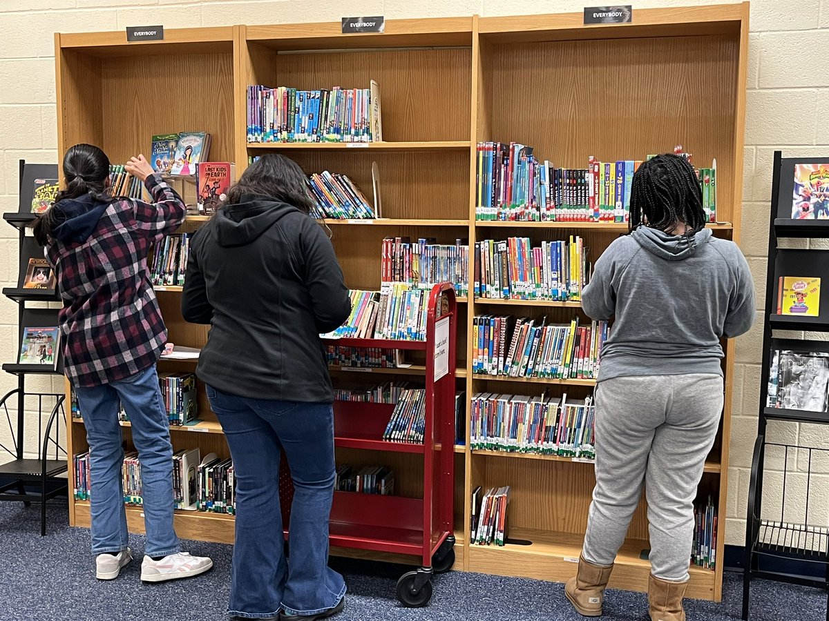 Tara Sanz tweet media