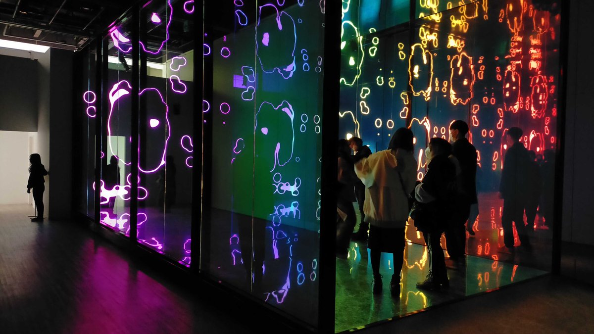 ideacd_sapporo's tweet image. おはようございます☀️

お休み中に #札幌国際芸術祭 の展示の一つ、#IntoSight を見ました！
来場者の動きによって、光・色・音が変化する不思議な空間でした✨
2/25(日)まで展示しているようです。
#札幌 #web運用 #ホームページ制作 #企業公式相互フォロー #SonyDesign #SIAF2024 #SCARTS