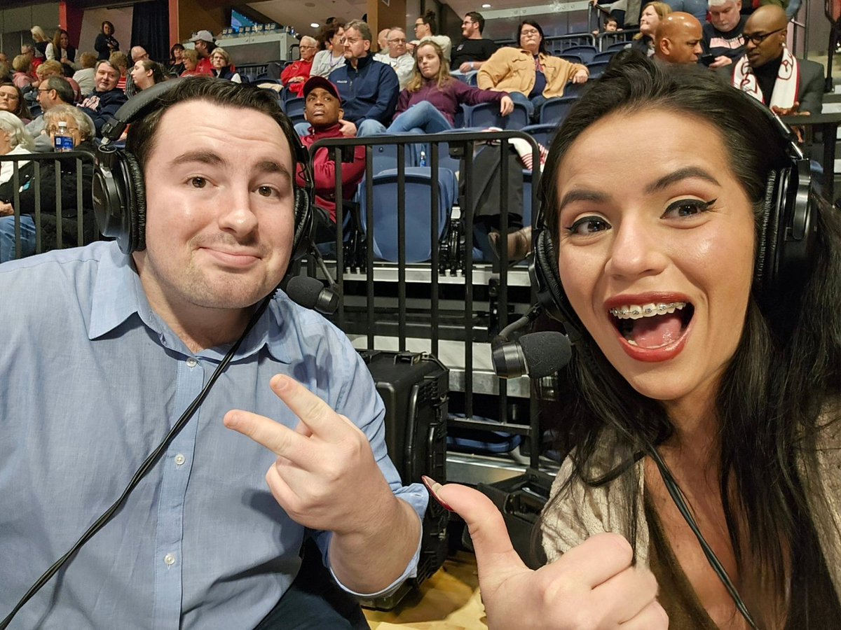 Thanks <a href="/BradKlein15/">Brad Klein</a>, WREF 97.7 voice of the Screaming Eagles, for the shout-out for <a href="/shepherdins/">Shepherd Insurance</a> in Evansville!

#wref  #usi #womensbasketball #Evansville #Indiana