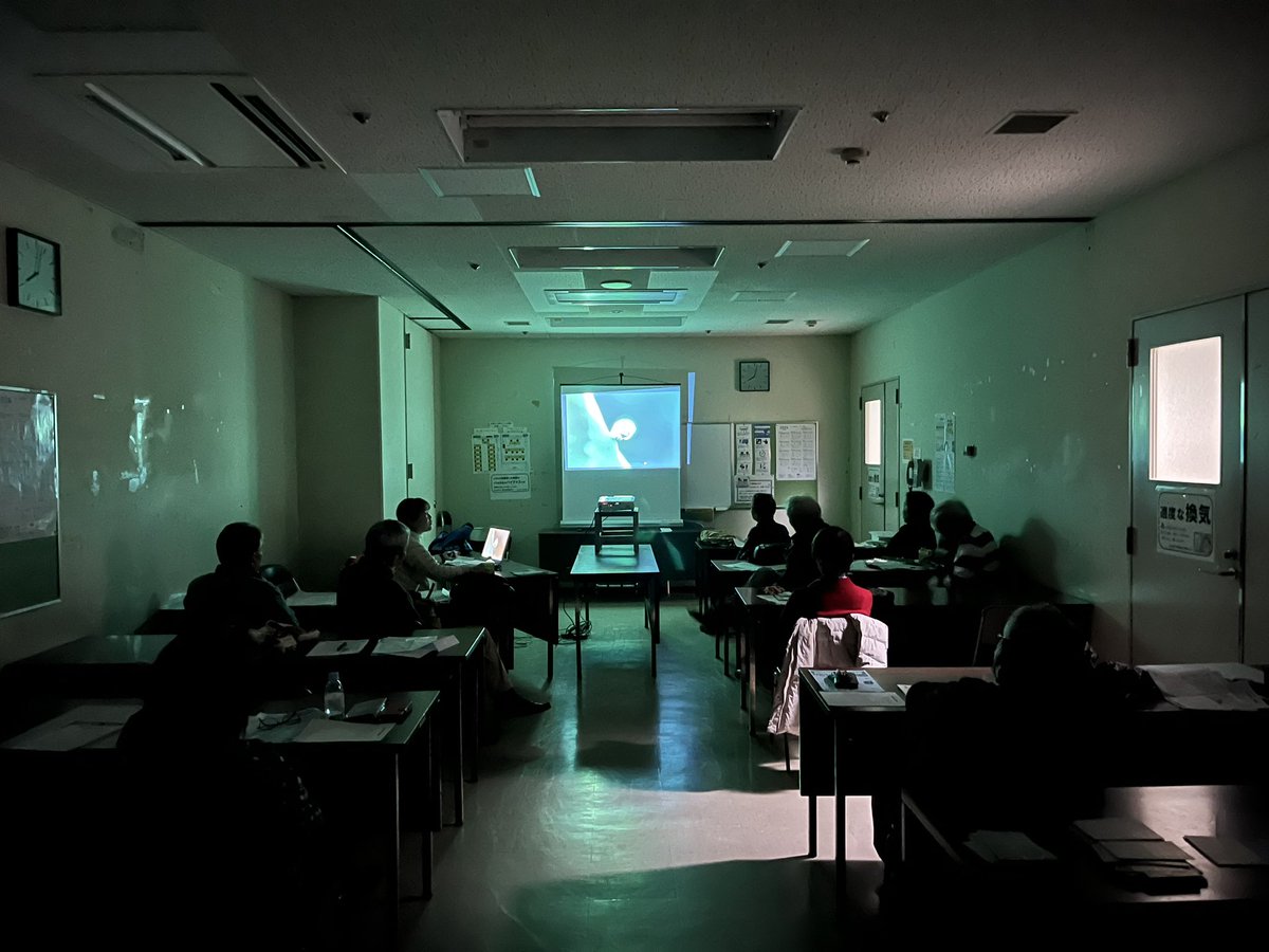 daitosharaku's tweet photo. おはようございます。
昨日は #だいとう写楽 2月の例会でした。
来月は #富士フイルムフォトサロン で展示会を実施します！
その作品たちの講評でした。

今回は本当に凄い力作揃いです！！
会員の素晴らしい作品をぜひ観に来てくださいね。

#会員募集中 https://t.co/QEHut7cgL5