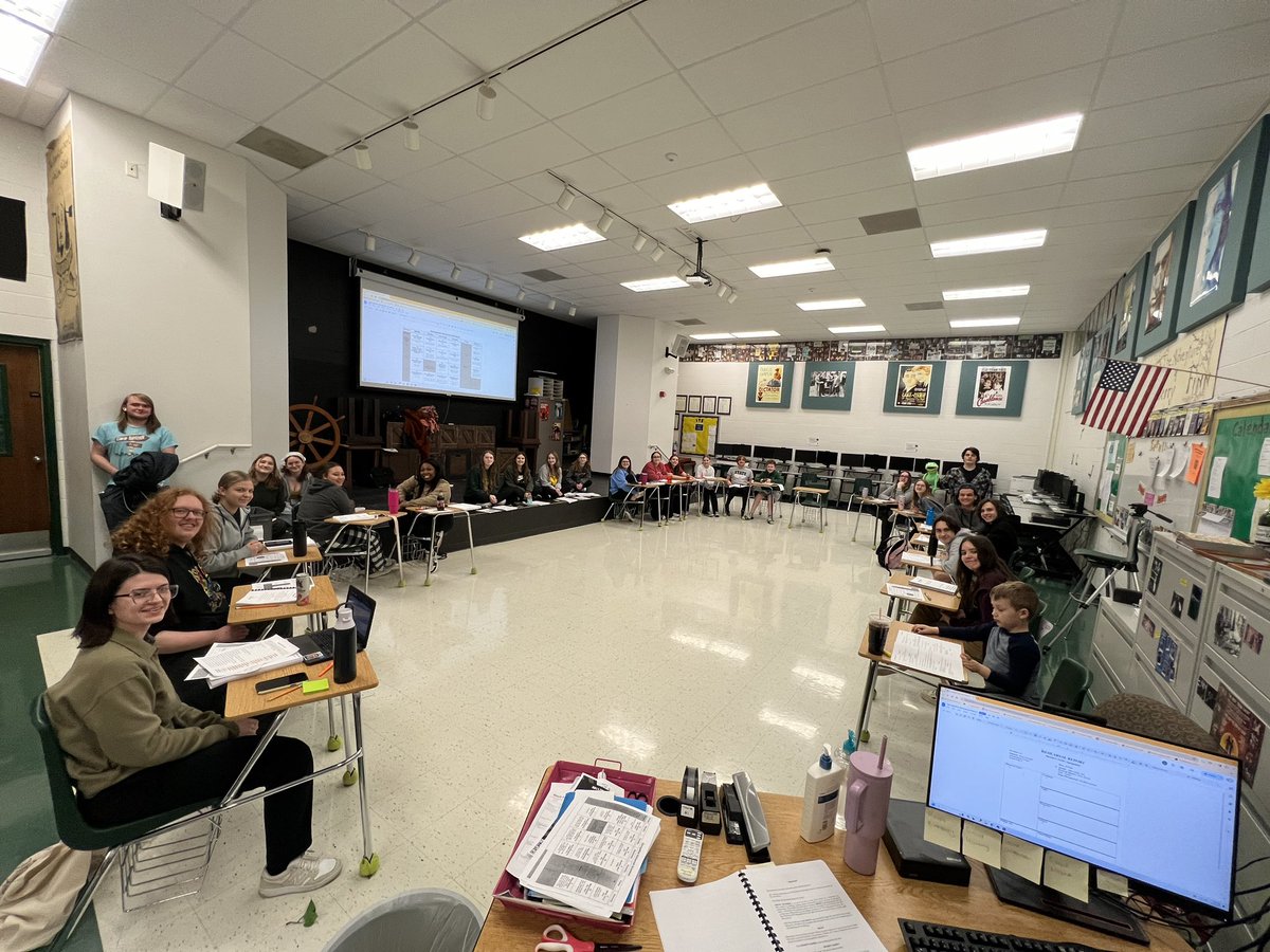 FZNPlayers's tweet photo. No rest for the Panthers Players! Read through for “SpongeBob the Musical!” https://t.co/0LosBz2oTU
