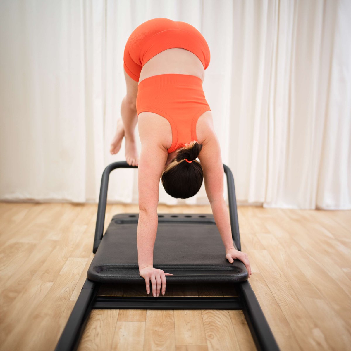 Did you know 25% of people who do Pilates have been doing it for 6-9 years, and 23% for over 10 years? If you're a Pilates girly you're in very good company 🧡#pilates #pilatespics #pilatesreformer #pilateslovers #pilateslife #reformer #reformerpilates  #PilatesLove