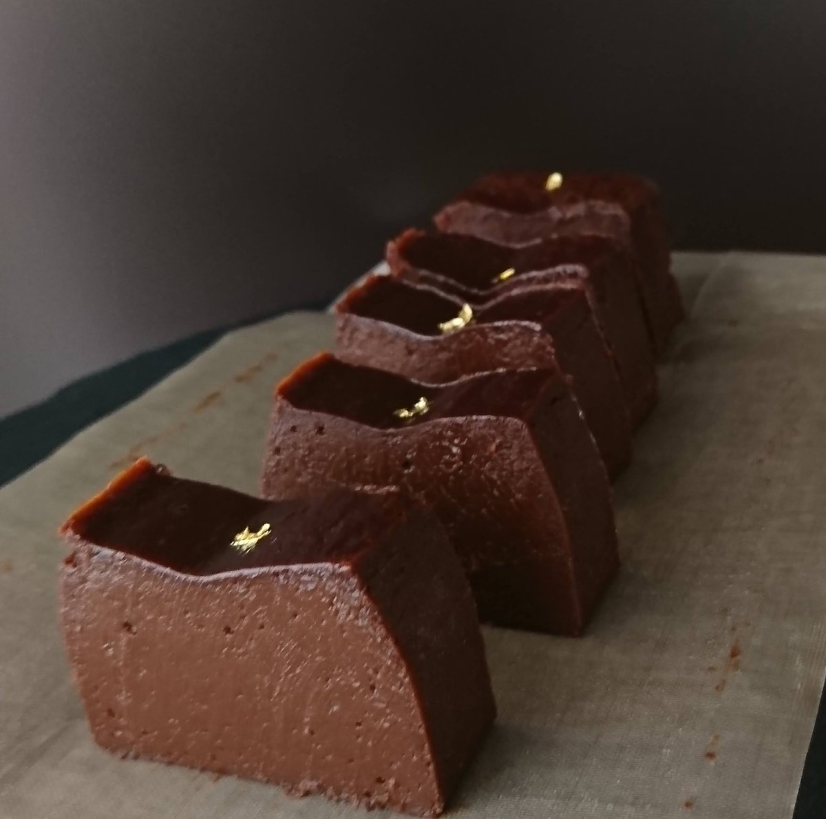 natural_citron's tweet photo. Bonjour☀2/13㈫13時までの短縮営業です。
#ショコラテリーヌ🍫
*数量限定*食べ比べ
🍫#PACARI
🍫#KAOKA
それぞれ1カットずつ
ギフトBOXでのご用意も承ります🎁
Bonne journée https://t.co/IaS53epQ03