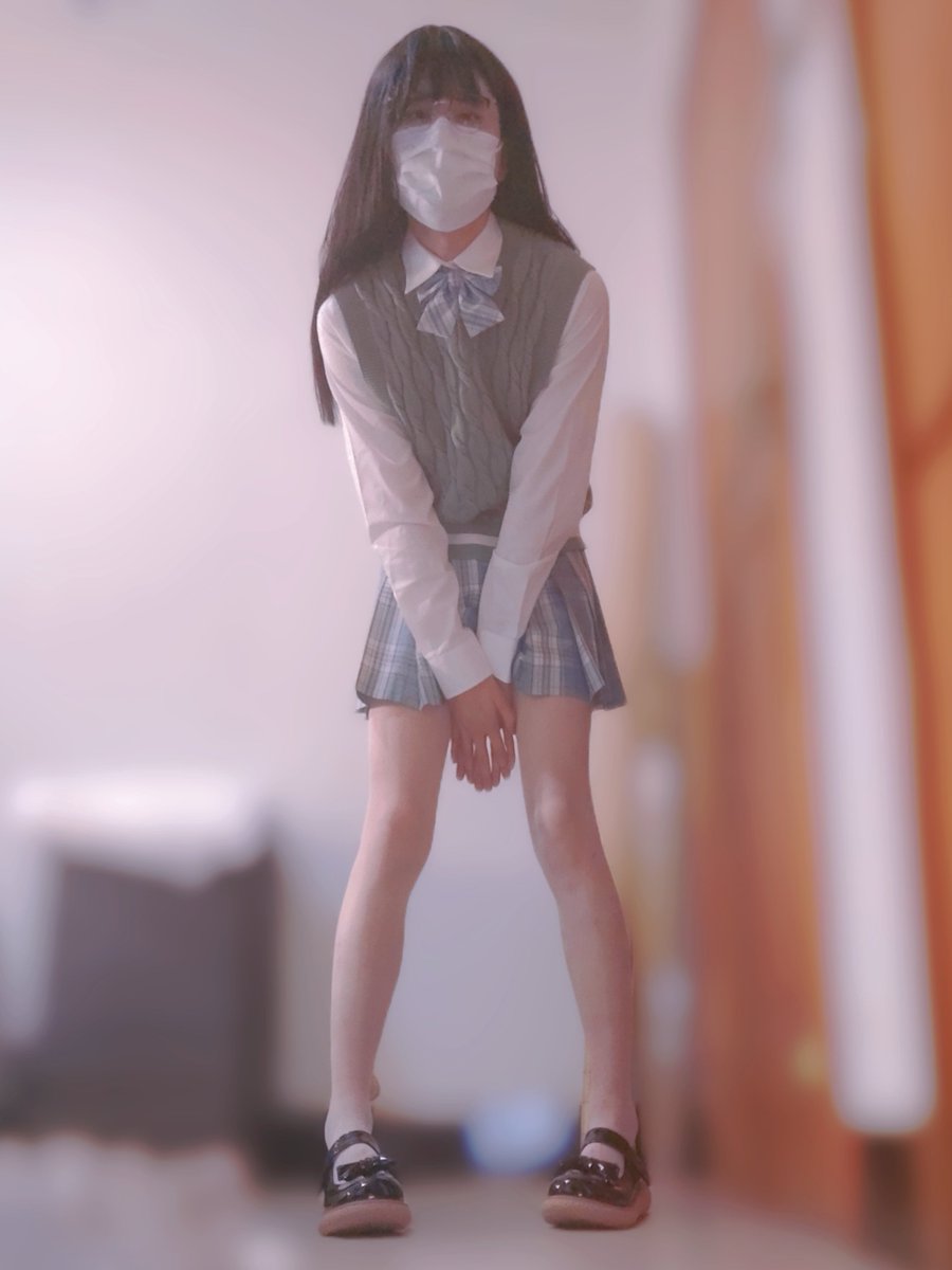 Baici_00's tweet photo. 不掀裙子，谁会知道其实是是男孩子(˃ ⌑ ˂ഃ ) https://t.co/IZkPitg8Ps