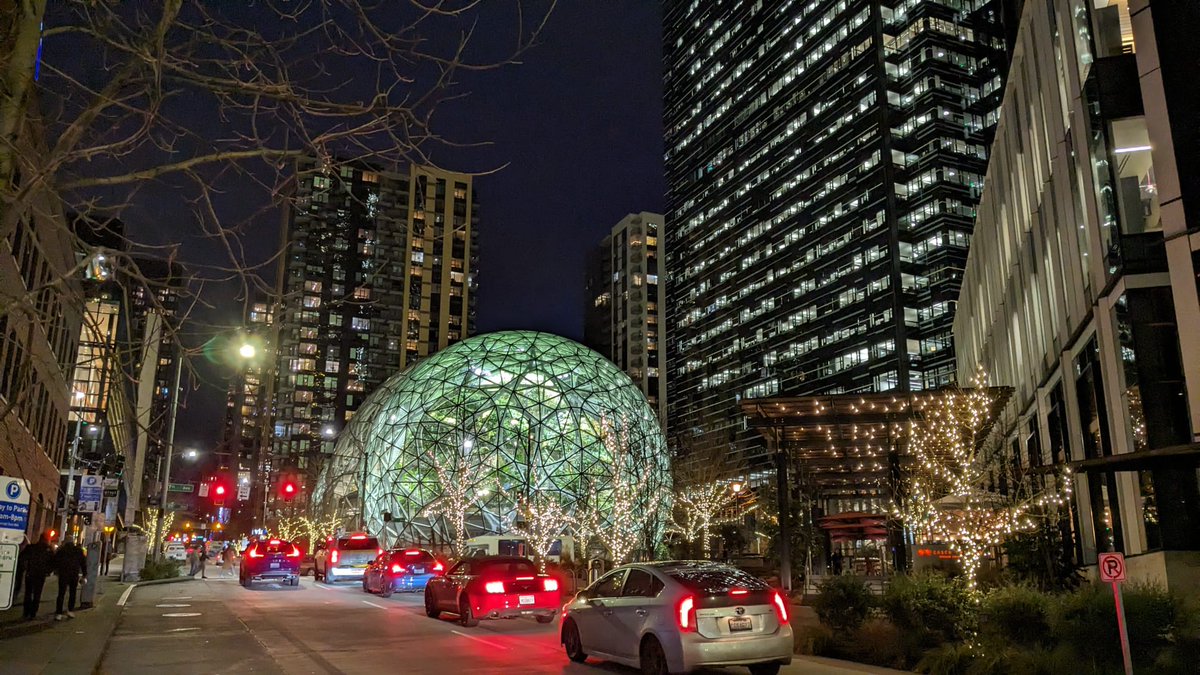 It's time for an evening walk in Seattle. Whether you're a local or visiting for the first time, there's something magical about exploring the heart of the Emerald City after dark. #EveningWalk #DowntownSeattle #citylights