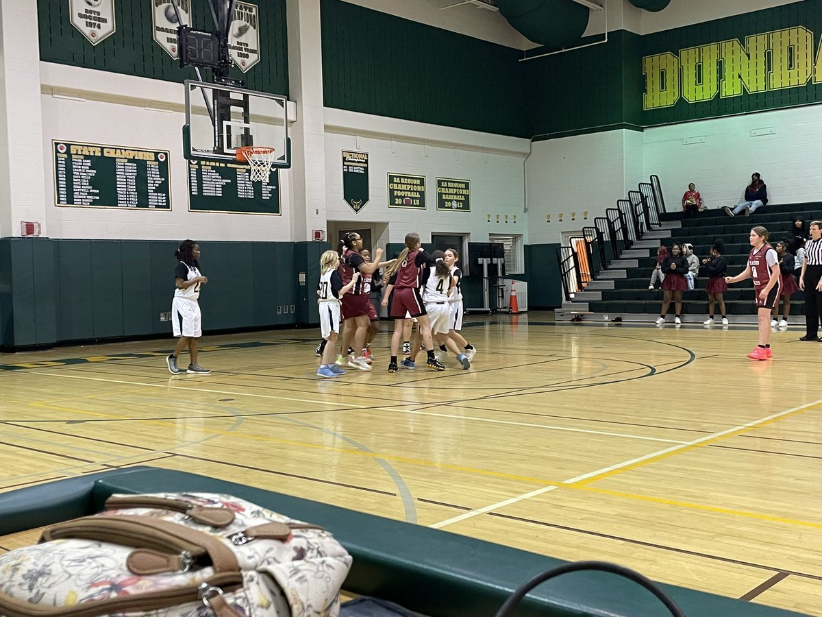 Dundalk HS Athletics tweet media