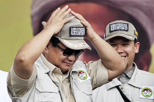 UGM_FESS's tweet photo. Menyapa kawan kawan dunia maya

Politik! https://t.co/W8OrtNgUIK